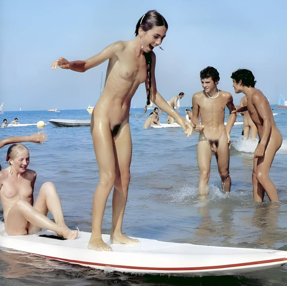 Retro naturism beautiful photos - Getting rid of swimsuits