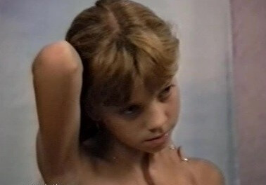 Naturistin: Julia Akt Dessous - A naturist values sincerity, as well as honesty and openness