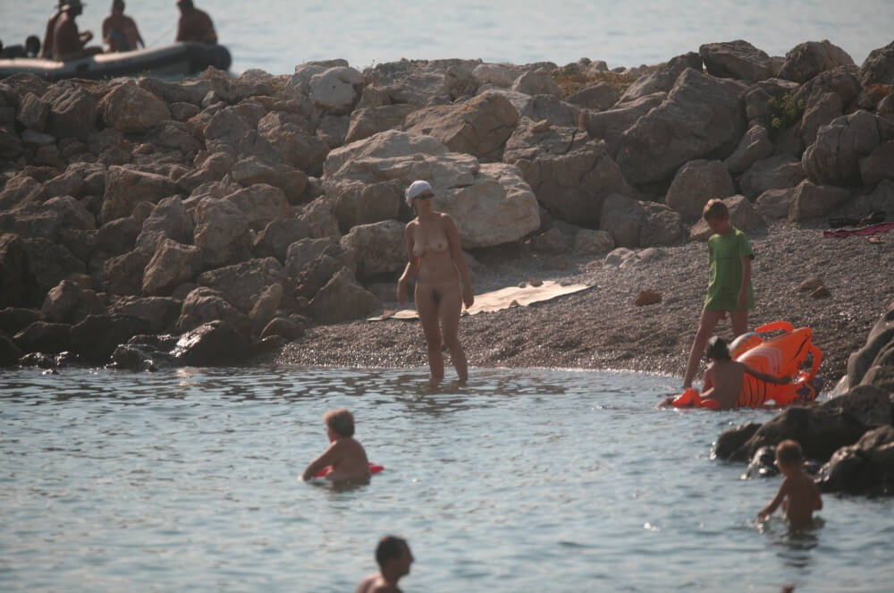 FKK cove pyramid in waters - Physical freedom is important to many nudists