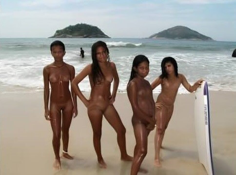 Warm Brazilian Beach Series 2 photo gallery - Nudity is perceived as a natural way of life