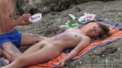 Naked body art on the beach Full HD video - Freedom of choice and honesty are key ideas in naturism and nudism