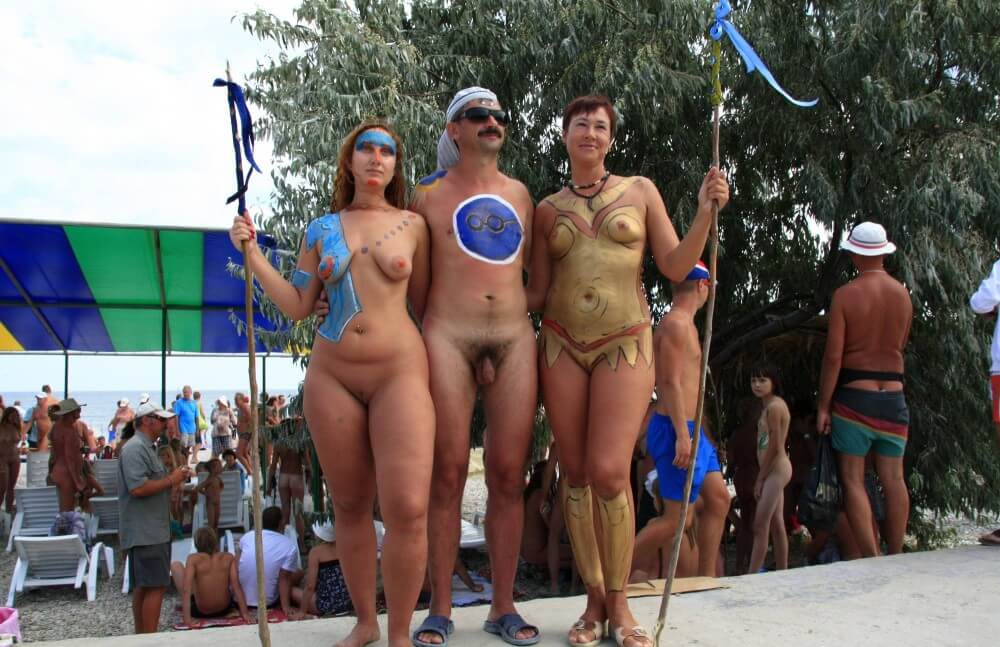 Three Painted Girl Poses pics - The practice of nudism helps to overcome stereotypes and insecurities