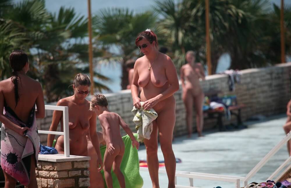 Boardwalk Biking pics - Ordinary Citizens Consciously Practicing Nudism