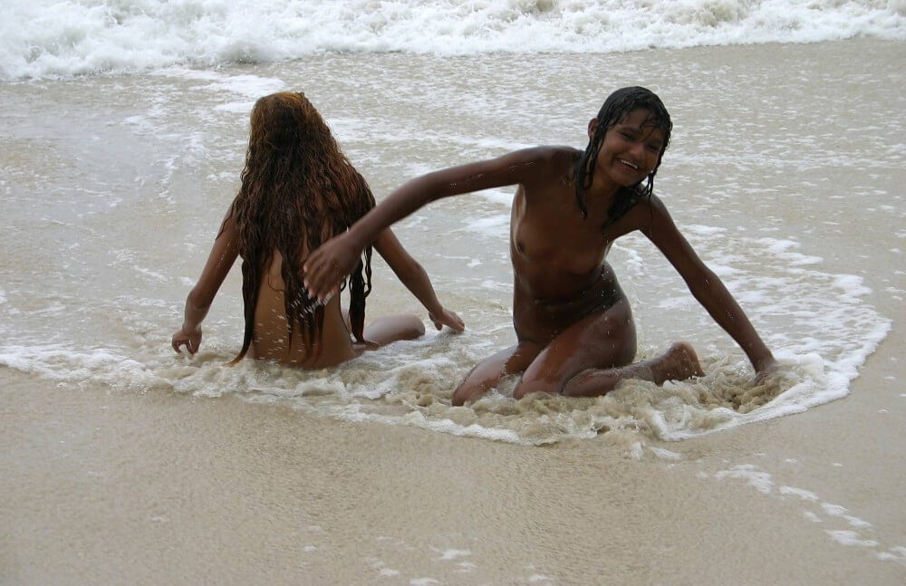 Brazilian Sand Playground pics - Naturalness and freedom are the core principles of naturism and nudism
