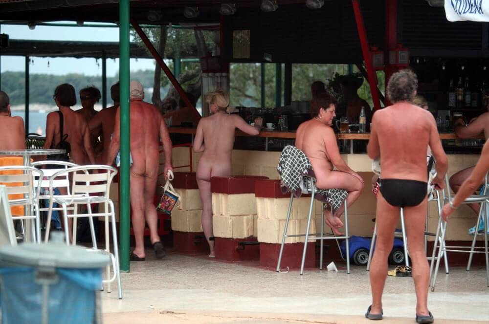 Outdoor diner view - Spontaneous Nudism Thrives