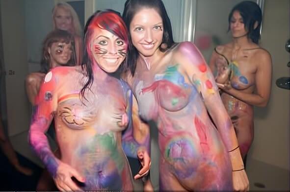 Documented Lifestyle Photo Set 4 - Nudism and naturism are closer to natural harmony
