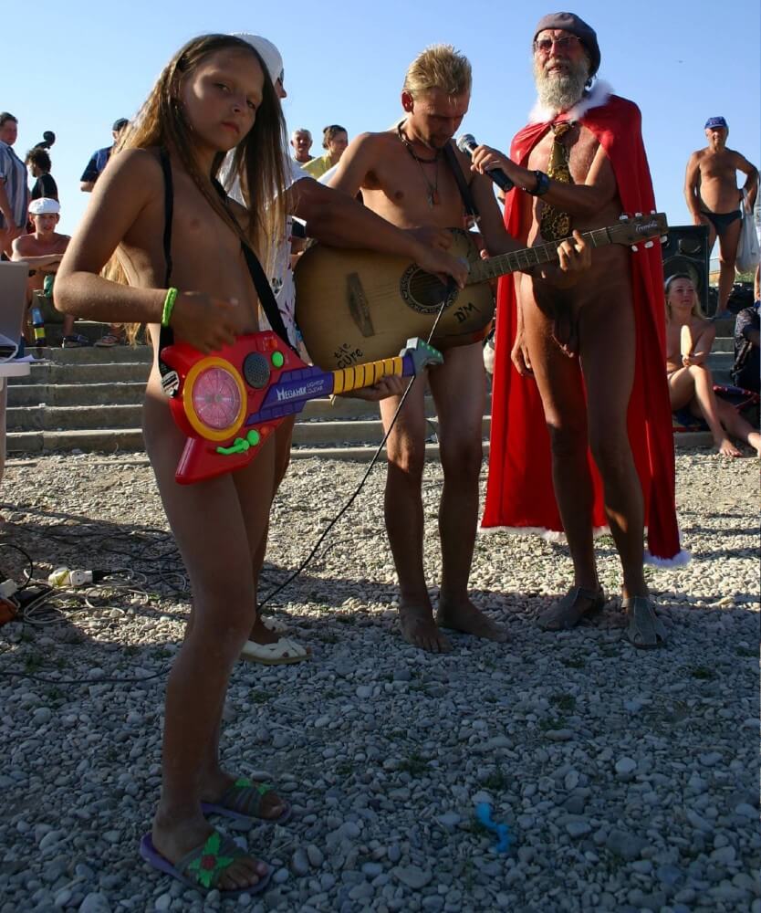 Naturist Beach Contests photos - Share the philosophy of naturism