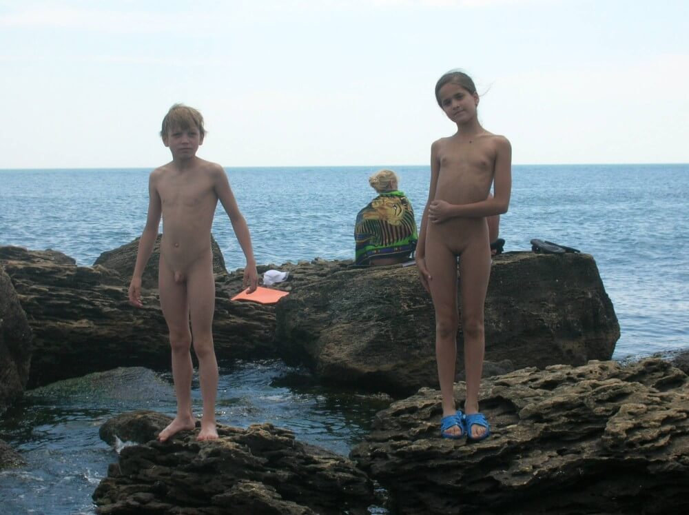 Beach Rocking Profile pics - What is naturist tourism
