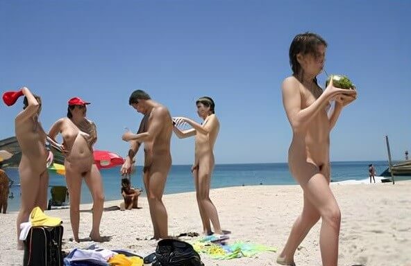 Premium Content # 26 - Leaving the house in a state of complete nudity