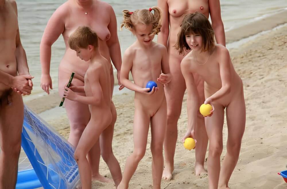 Lezero family games big gallery - Thoughts on Naturism