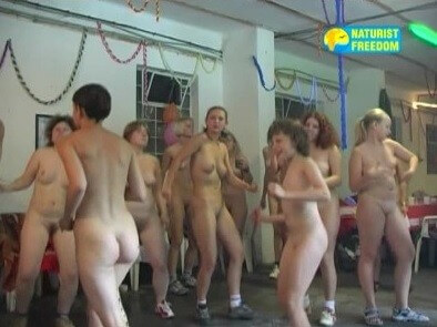 Naturist Freedom: Discotheque in a Cellar - Love for oneself and nature as the foundation of naturism
