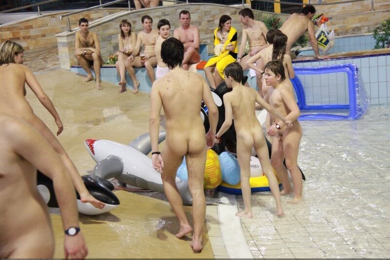 Pool day celebration Big gallery - A life free of unnecessary worries is a hallmark of naturism