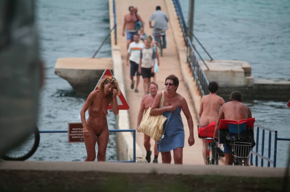 Crete FKK Bridge Crossing photos - Completely naked people on planet Earth