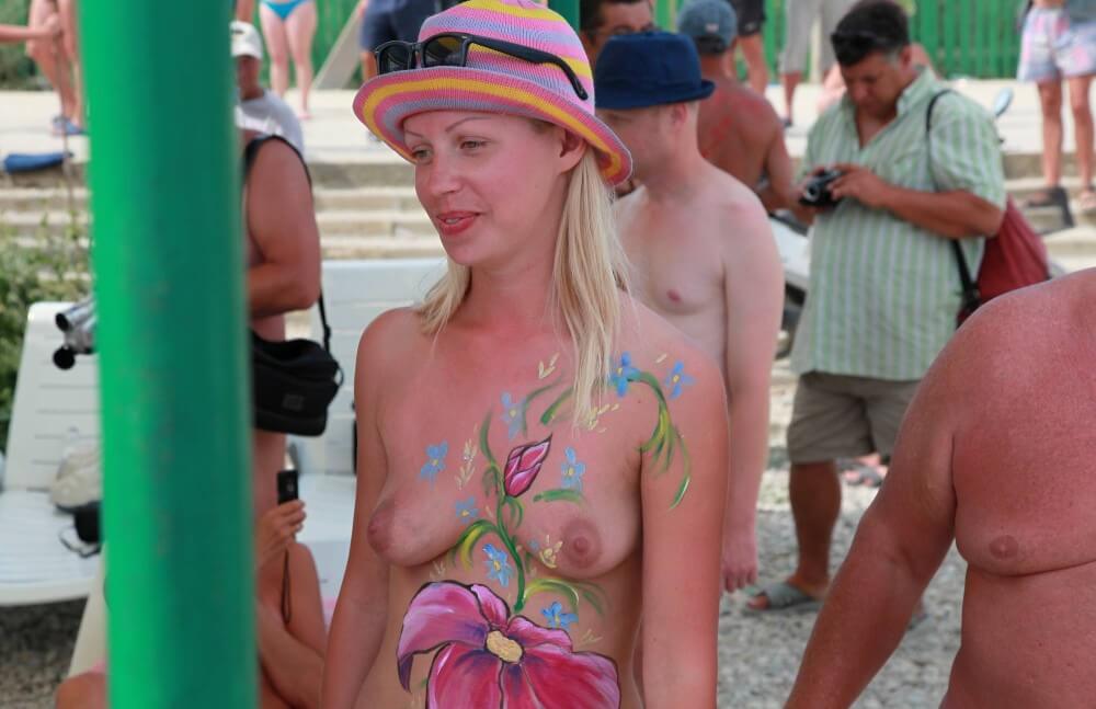 Neptune Grandpa Masters pics - Naturists are open to new ideas and experiences
