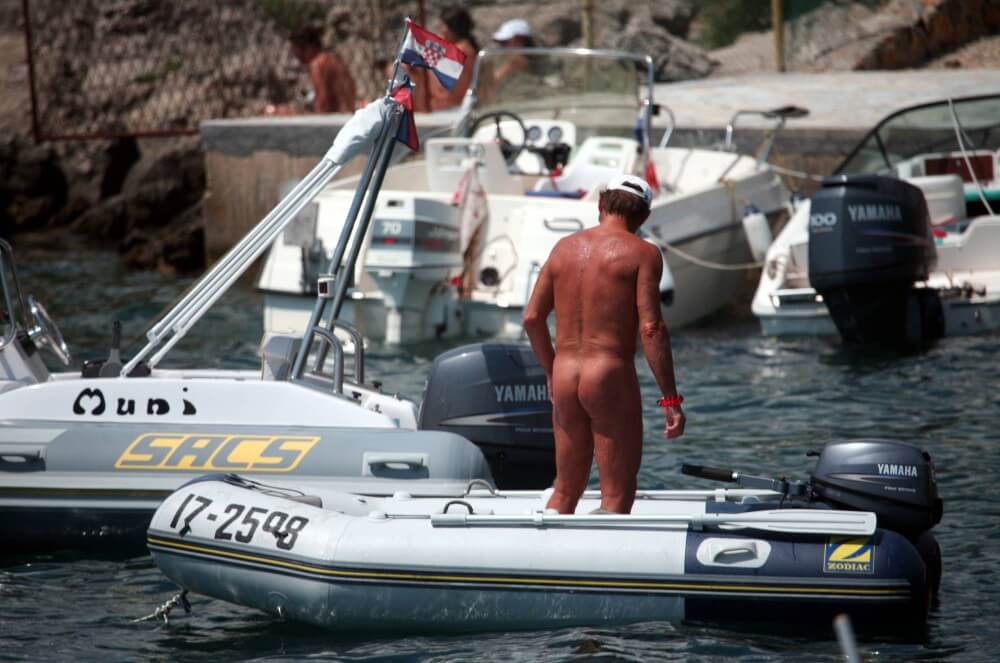 Boating and Floater Waters pics - Nudism has an ancient history