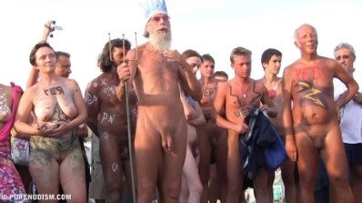 Cool Day At The Beach 5 - Current trends in the development of the naturist movement