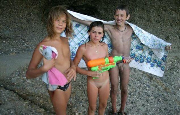 Naturism photo gallery # 33 - Freedom as the core principle of naturism