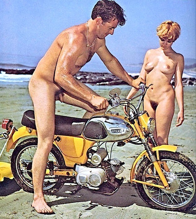 Retro naturism photo gallery - Nudity as a natural aspect of human life