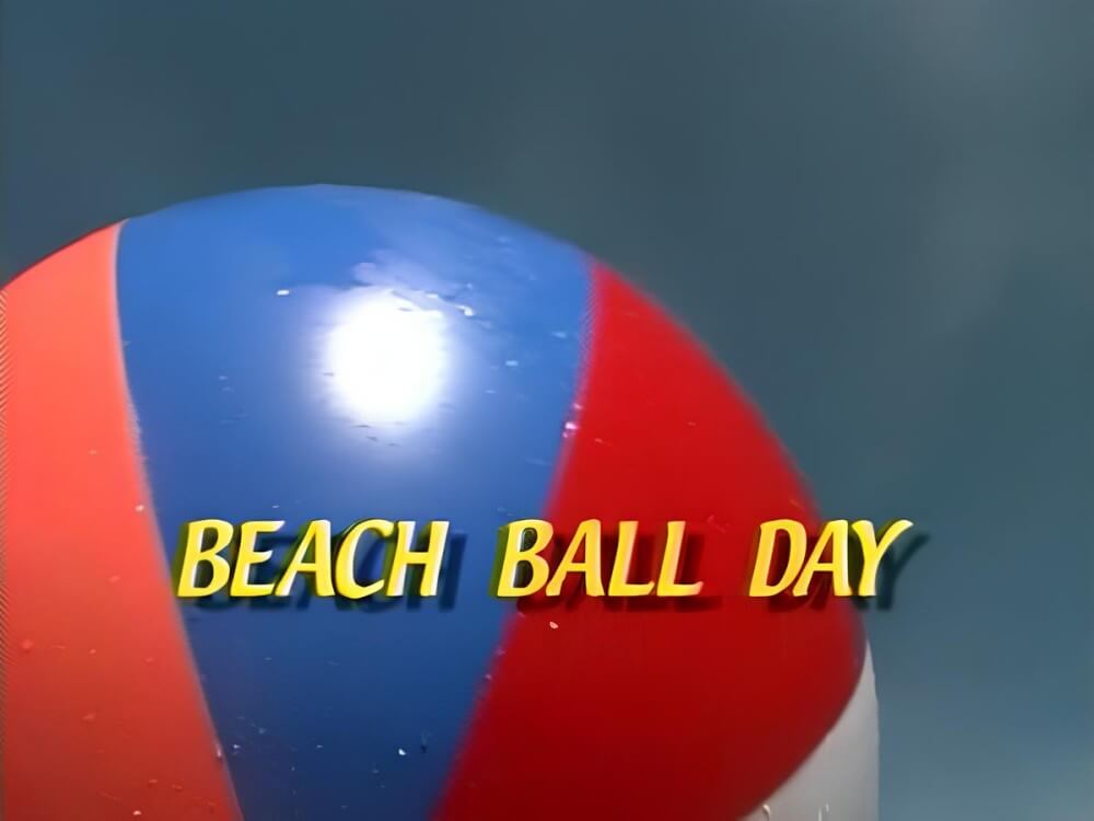 Enature- Beach ball day - Nature fills naturists and nudists with energy and inspiration