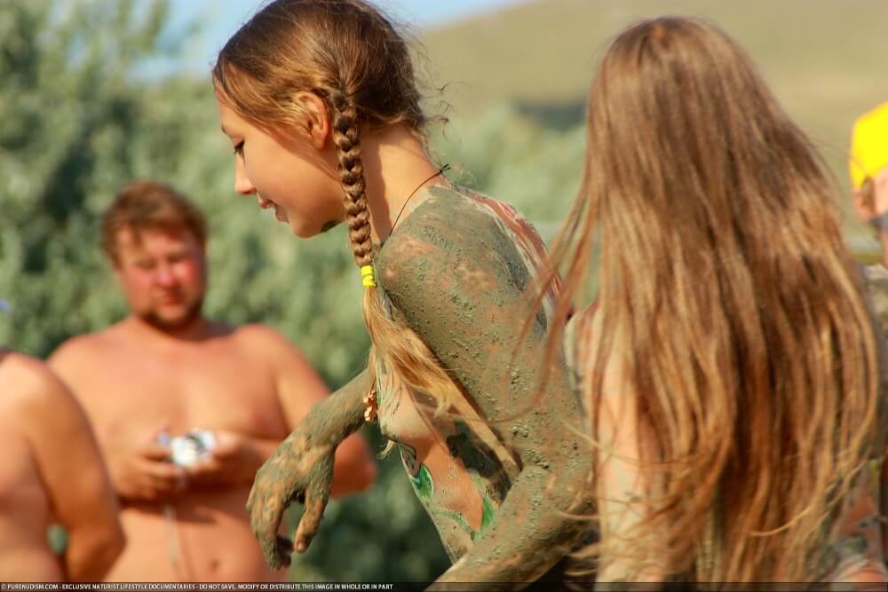 Premium Content # 36 - Support and mutual understanding are important in the nudism movement