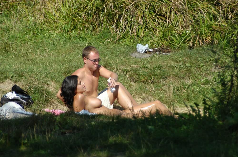 Photo Shoot Observation pics - Nudists appreciate and love nature