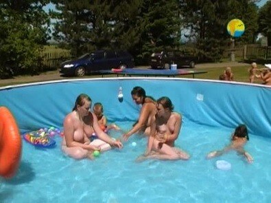 Naturist Freedom: Merry Pool upd - A life free of unnecessary worries is a hallmark of naturism