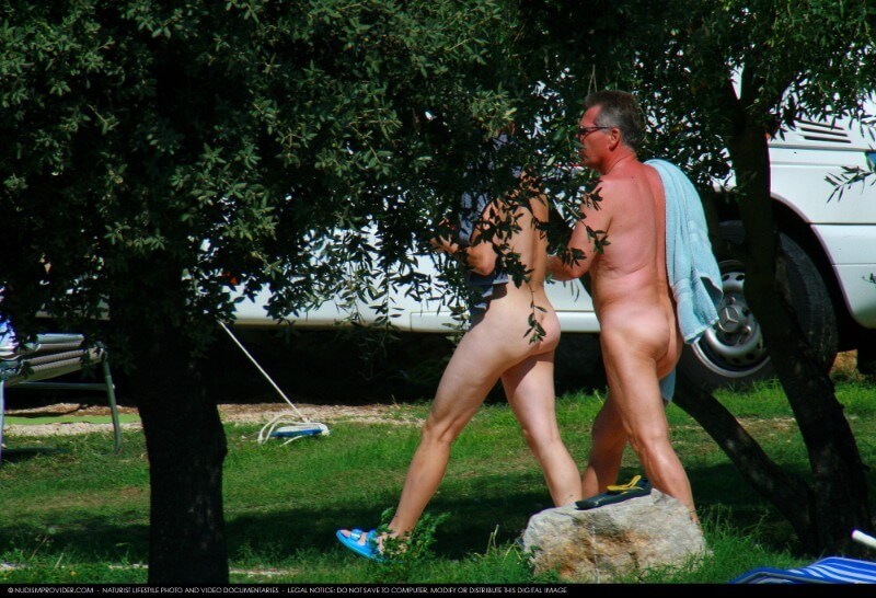 A Quick Swim In The Lake-Avilia Big gallery - The natural beauty of the body is one of the goals of naturism and nudism