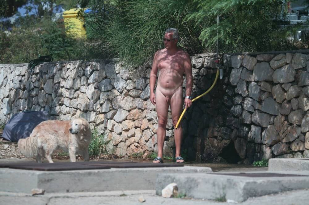 Shower-Wall Bath Parents pics - Naturism and nudism are a path to spiritual peace