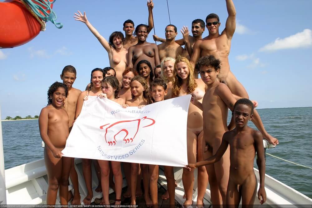 Naturism photo gallery # 59 - Nudity is perceived as a natural expression of life