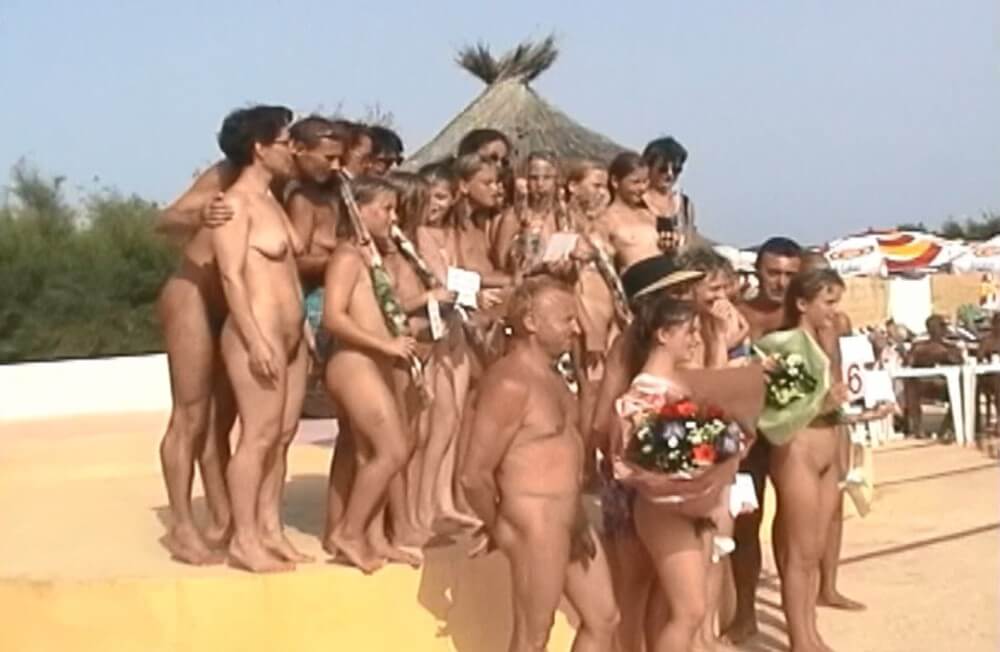 Miss Teen JR. Pageants # 20 video Sunat Natplus Full HD - People find in this a way to understand that the naked body is part of nature and its beauty