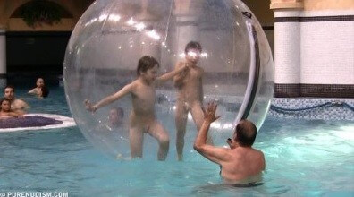 Aquatic Park Zone 1 - Nudism is based on naturalness and openness
